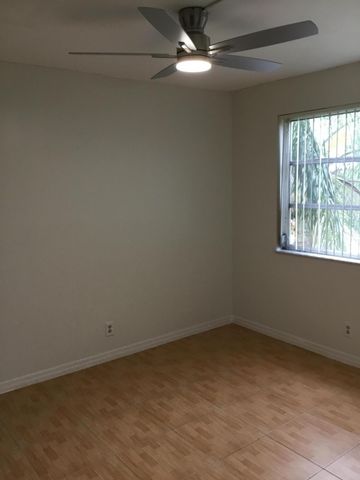 7860 NW 50TH Street 301, Lauderhill, FL 33351