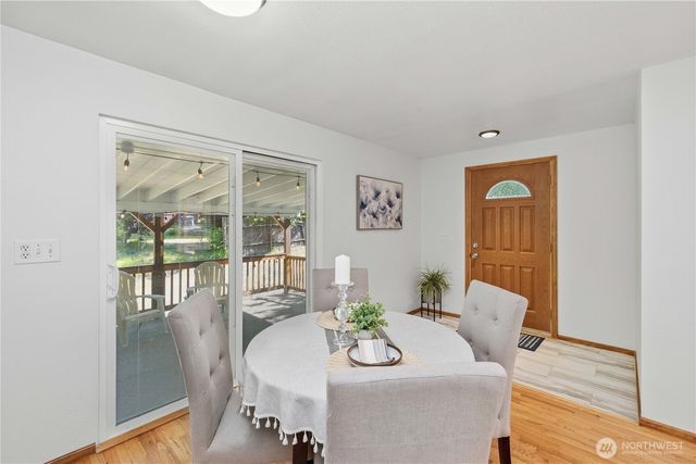 17023 113th Avenue SE, Renton, WA 98055