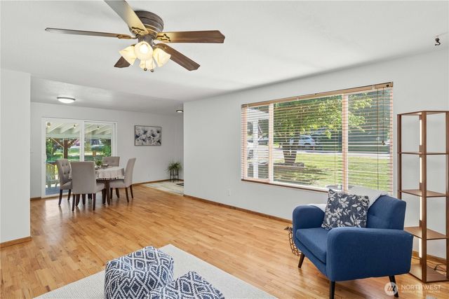 17023 113th Avenue SE, Renton, WA 98055