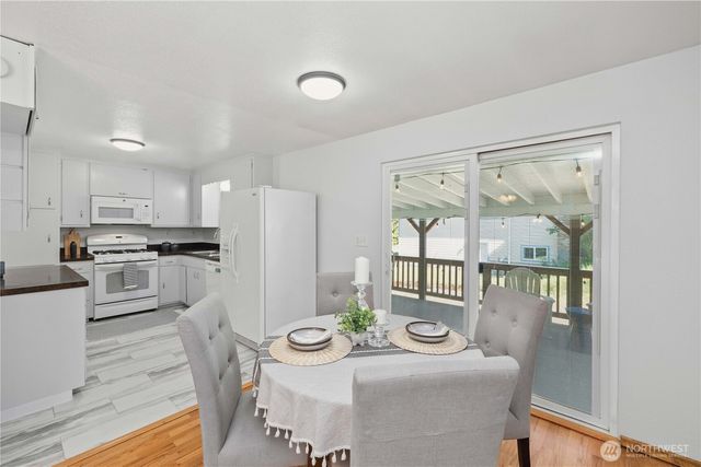 17023 113th Avenue SE, Renton, WA 98055