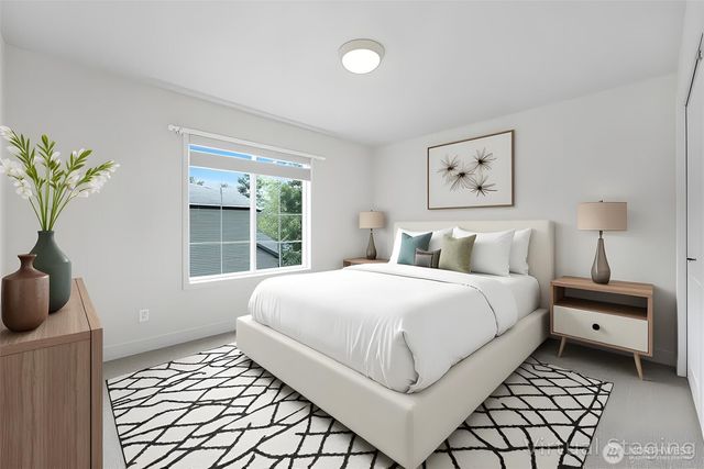 17681 NE 121st Court, Redmond, WA 98052