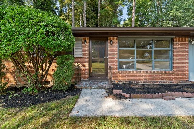 2849 Belleau SE Lane, Atlanta, GA 30316