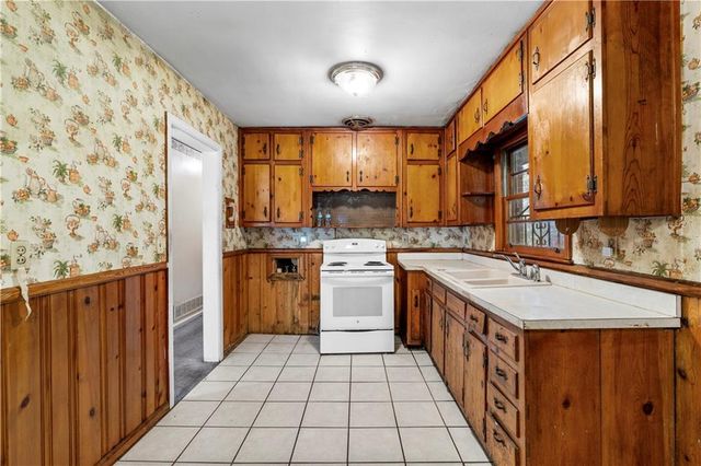 2849 Belleau SE Lane, Atlanta, GA 30316