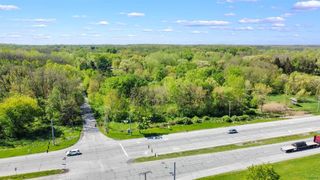 242 N 600 W, Valparaiso, IN 46385