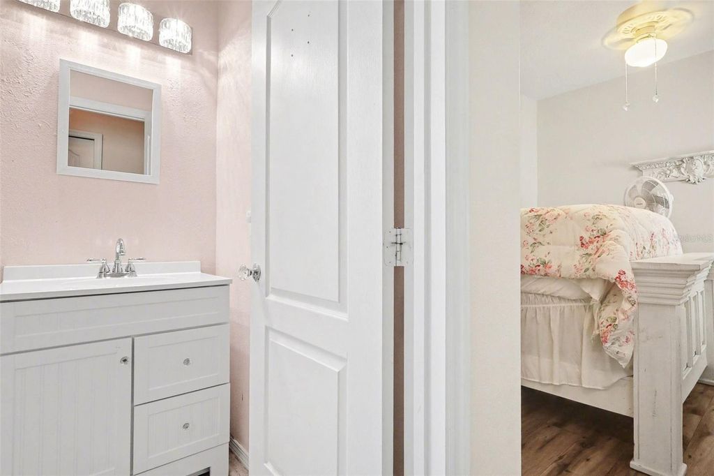 Image 22 of property listing at 731 BRUNELLO DRIVE, Davenport, FL 33897