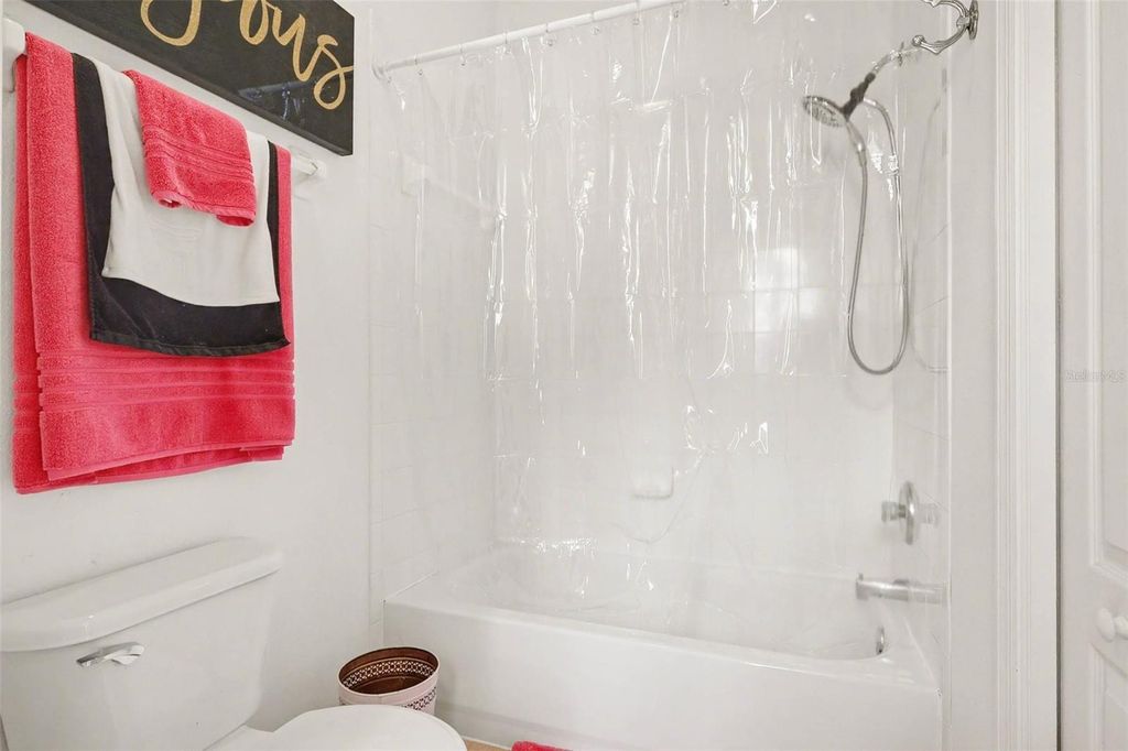 Image 24 of property listing at 731 BRUNELLO DRIVE, Davenport, FL 33897