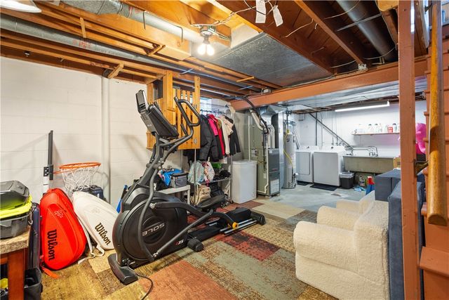 1119 Sarah St, Bethel Park, PA 15102