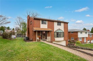 1119 Sarah St, Bethel Park, PA 15102