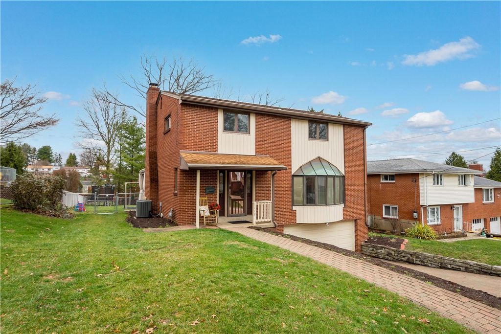 1119 Sarah St, Bethel Park, PA 15102