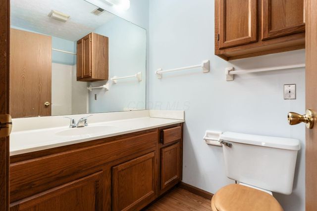 5885 Beechcroft Road, 306, Columbus, OH 43229