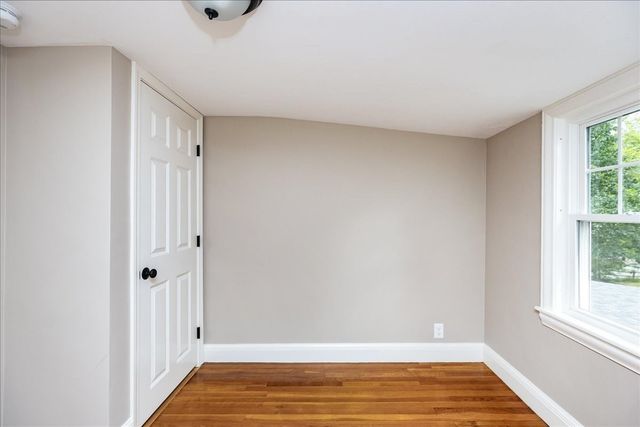 39 Birch St, Tewksbury, MA 01876