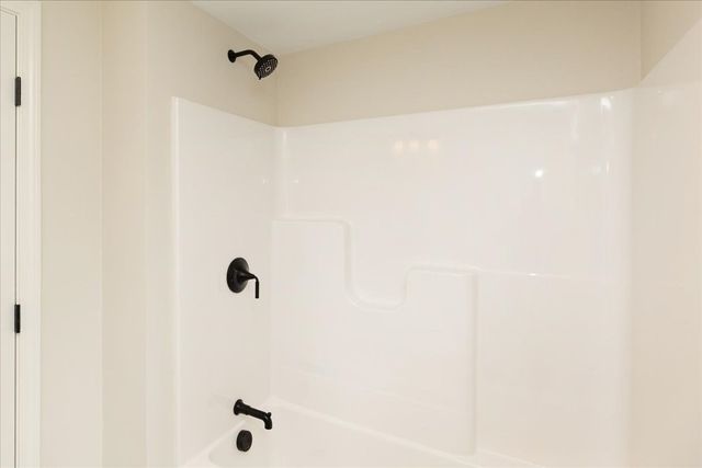 39 Birch St, Tewksbury, MA 01876