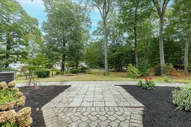 39 Birch St, Tewksbury, MA 01876