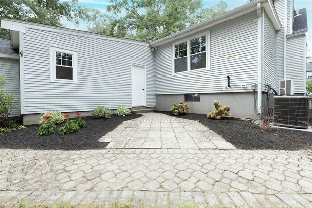 39 Birch St, Tewksbury, MA 01876