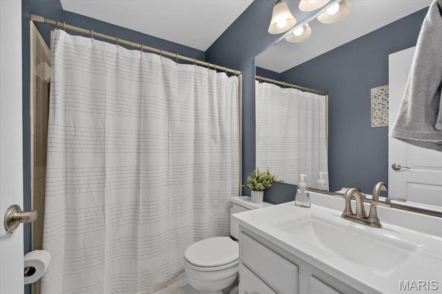 3037 Valley Vista Drive, St Peters, MO 63376