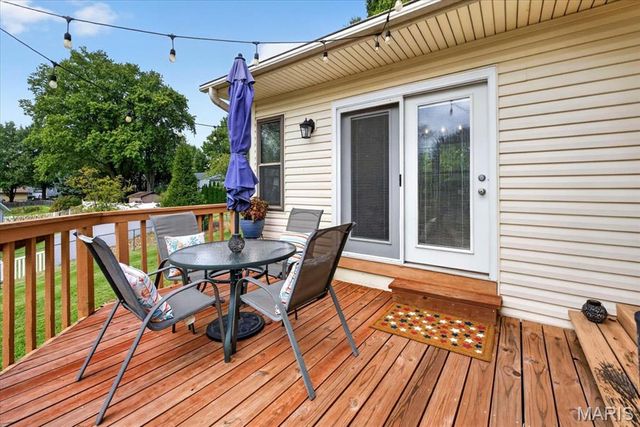 3037 Valley Vista Drive, St Peters, MO 63376