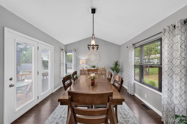 3037 Valley Vista Drive, St Peters, MO 63376