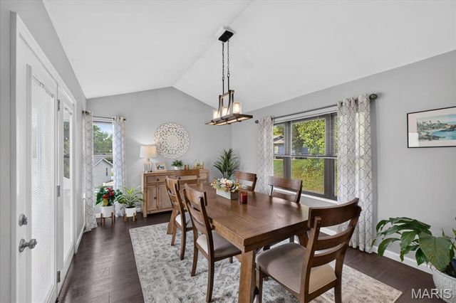 3037 Valley Vista Drive, St Peters, MO 63376