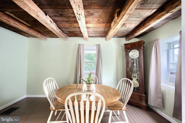 81 W PENNSYLVANIA AVE, Yoe, PA 17313