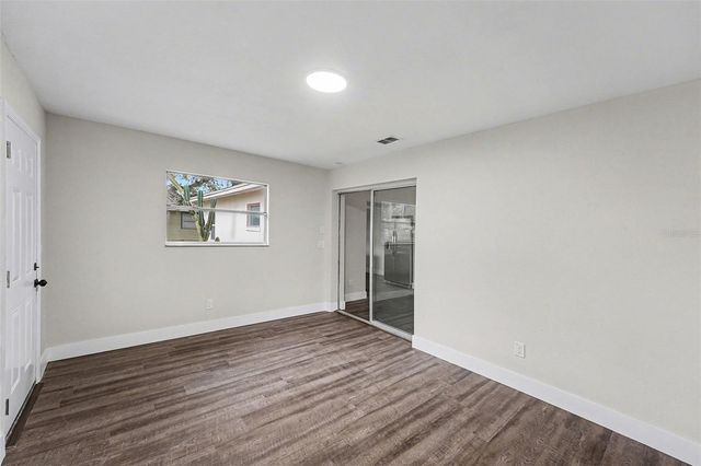 2560 QUEENSBORO AVENUE S, St Petersburg, FL 33712