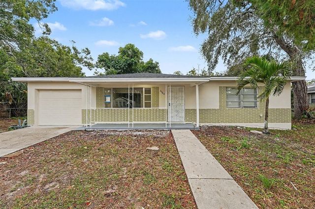 2560 QUEENSBORO AVENUE S, St Petersburg, FL 33712