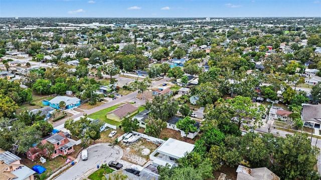 2560 QUEENSBORO AVENUE S, St Petersburg, FL 33712