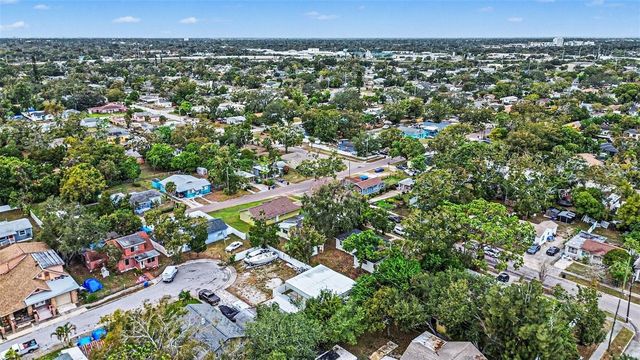 2560 QUEENSBORO AVENUE S, St Petersburg, FL 33712
