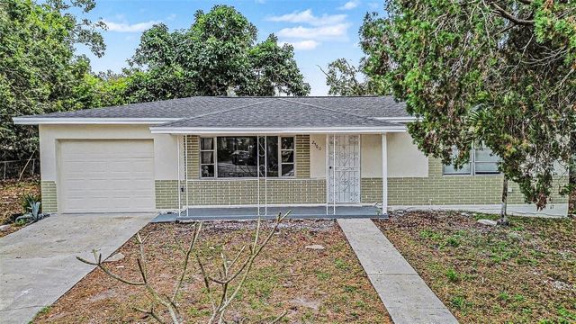 2560 QUEENSBORO AVENUE S, St Petersburg, FL 33712