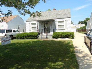 19317 Woodside Street, Harper Woods City, MI 48225