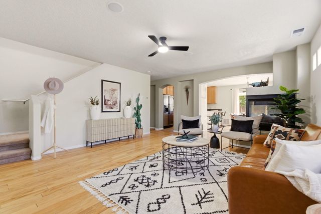 1235 8th Street NW B, Albuquerque, NM 87102
