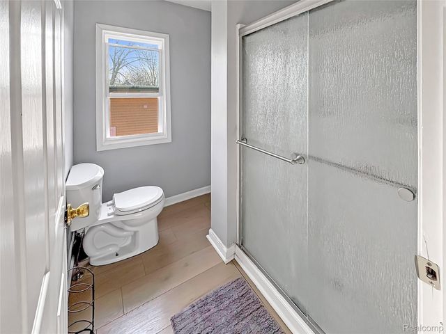 3902 Brunswick Avenue, Flint, MI 48507