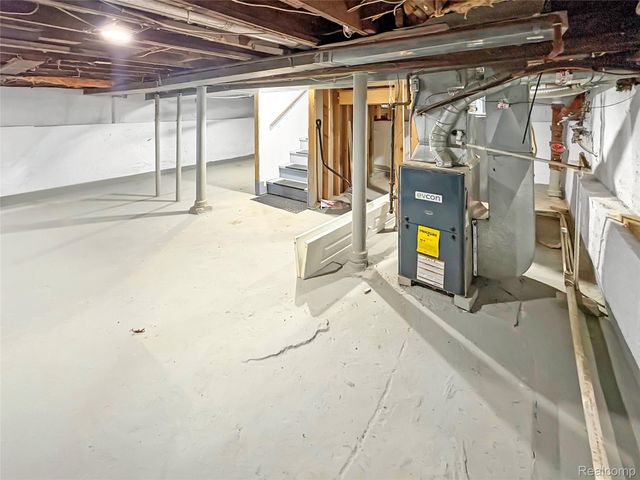 3902 Brunswick Avenue, Flint, MI 48507