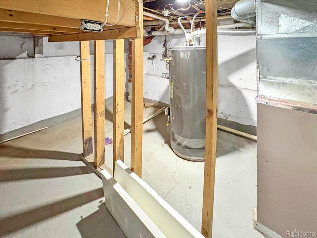 3902 Brunswick Avenue, Flint, MI 48507