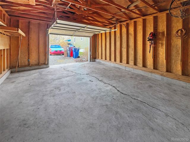 3902 Brunswick Avenue, Flint, MI 48507