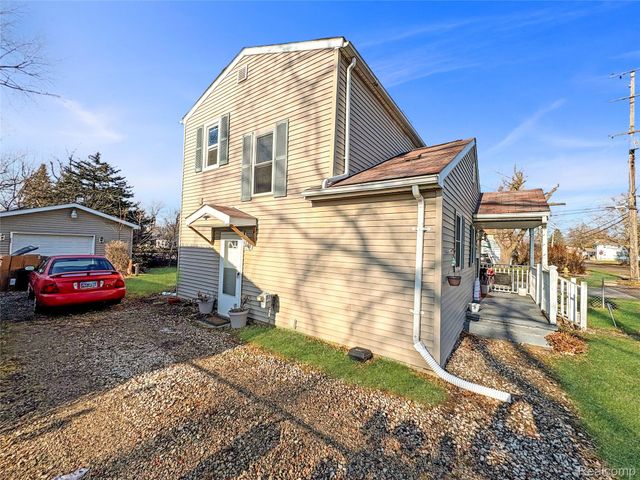 3902 Brunswick Avenue, Flint, MI 48507