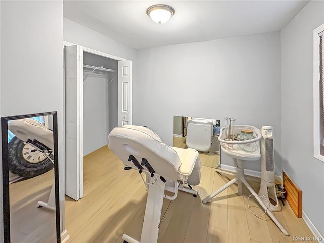 3902 Brunswick Avenue, Flint, MI 48507