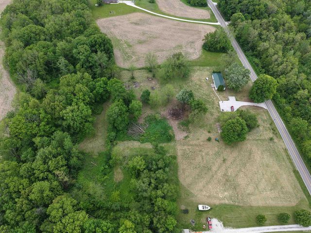 8117 S 500 E Road, Jonesboro, IN 46938