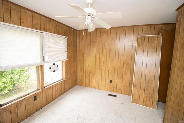 8117 S 500 E Road, Jonesboro, IN 46938