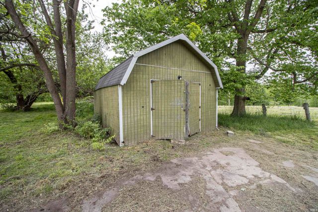 8117 S 500 E Road, Jonesboro, IN 46938