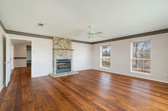 3754 County Road 11300, Paris, TX 75462