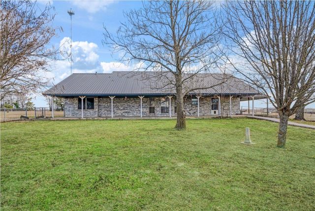 3754 County Road 11300, Paris, TX 75462