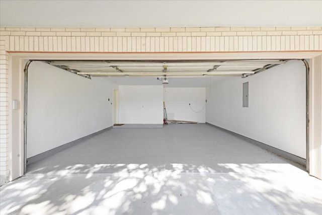 3010 Ravensport Drive, Pearland, TX 77584