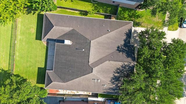 3010 Ravensport Drive, Pearland, TX 77584