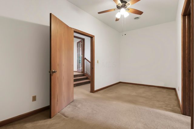 5400 Chestnut Hills Road NE, Newark, OH 43055