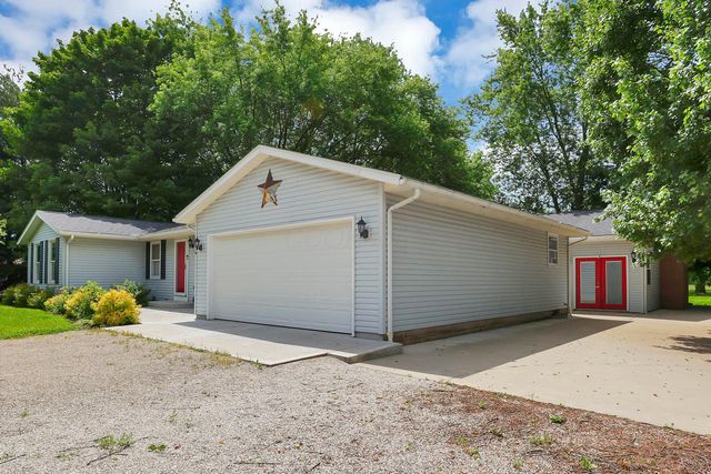 5400 Chestnut Hills Road NE, Newark, OH 43055