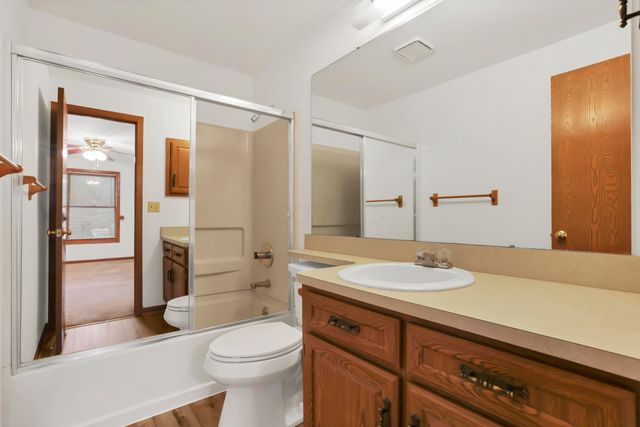 5400 Chestnut Hills Road NE, Newark, OH 43055