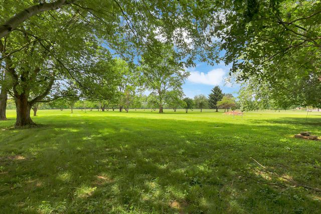 5400 Chestnut Hills Road NE, Newark, OH 43055