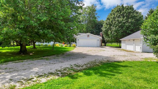 5400 Chestnut Hills Road NE, Newark, OH 43055