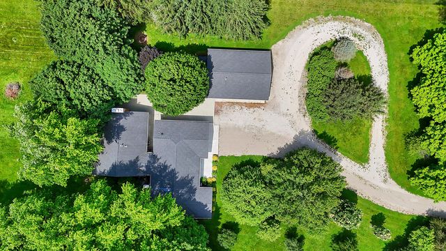 5400 Chestnut Hills Road NE, Newark, OH 43055