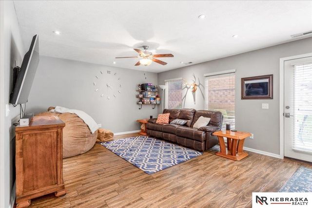 4015 N 18th Street, Lincoln, NE 68521